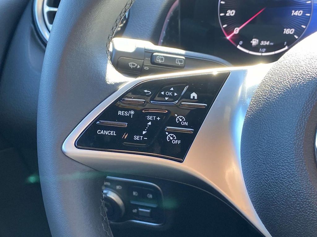 Certified 2025 Mercedes-Benz GLB 250 image 22