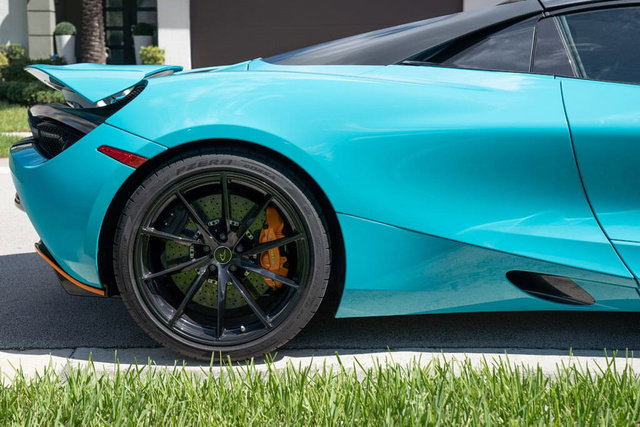 Used 2022 McLaren 720S Spider RWD image 10
