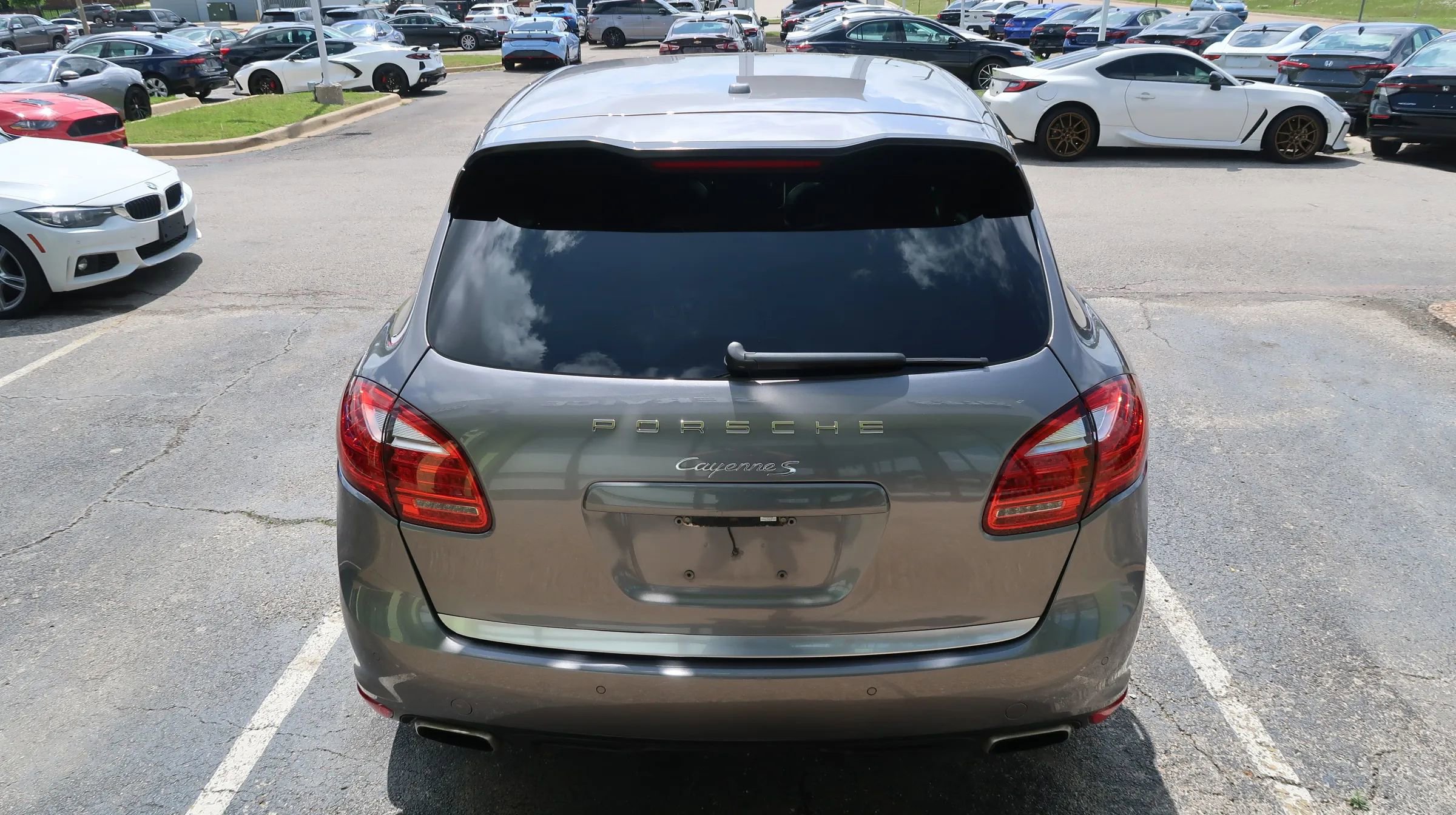 Used 2011 Porsche Cayenne S AWD/4WD image 11