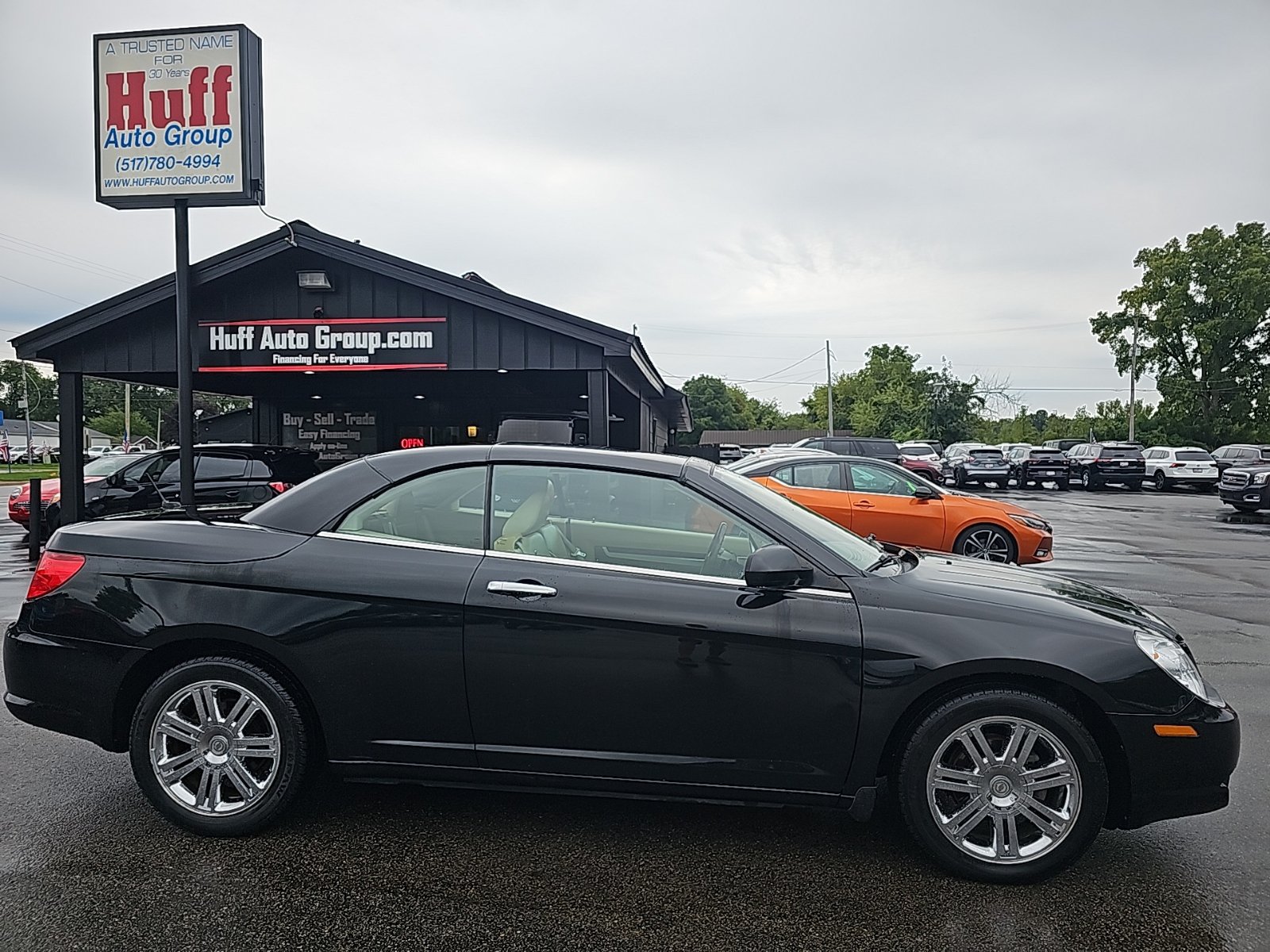 Used 2008 Chrysler Sebring Limited w/ Luxury Group FWD image 2