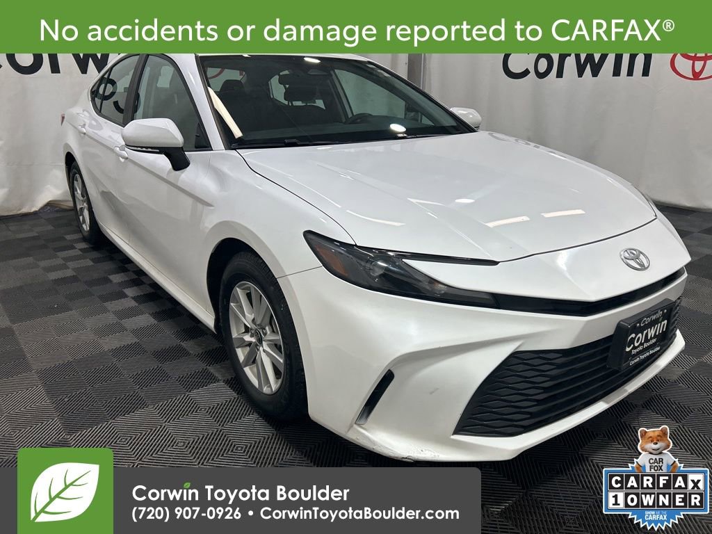 Used 2025 Toyota Camry LE image 1