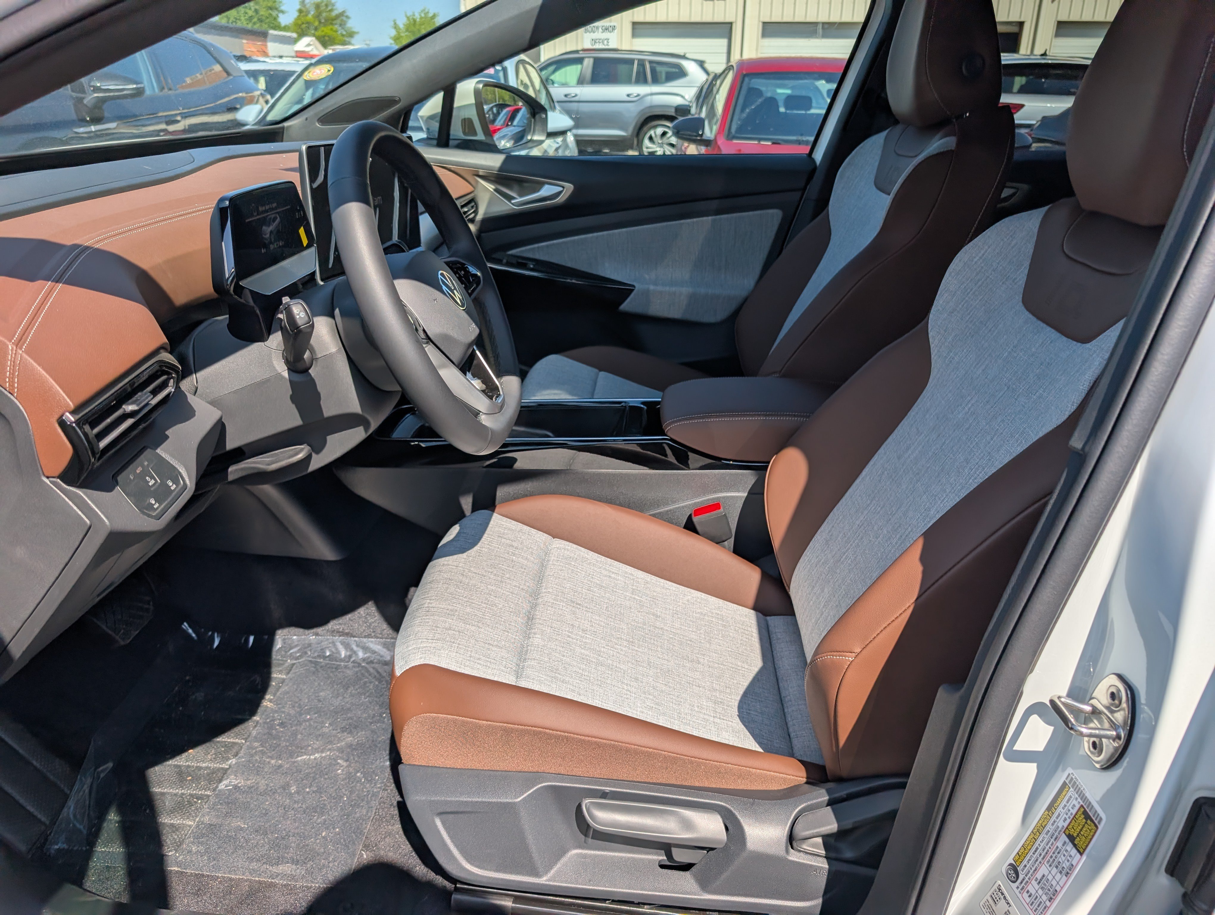 New 2026 Volkswagen ID.4 Pro RWD image 11