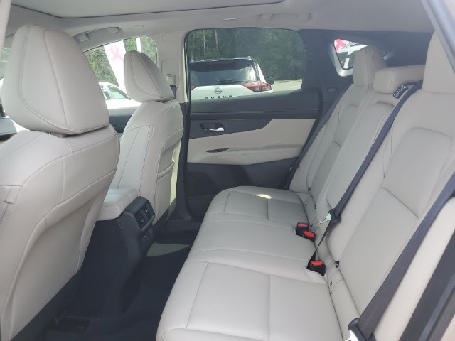 Certified 2025 Nissan Murano SL w/ Cargo Package AWD/4WD image 9