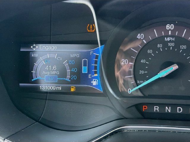 Used 2017 Ford Fusion Titanium FWD image 11