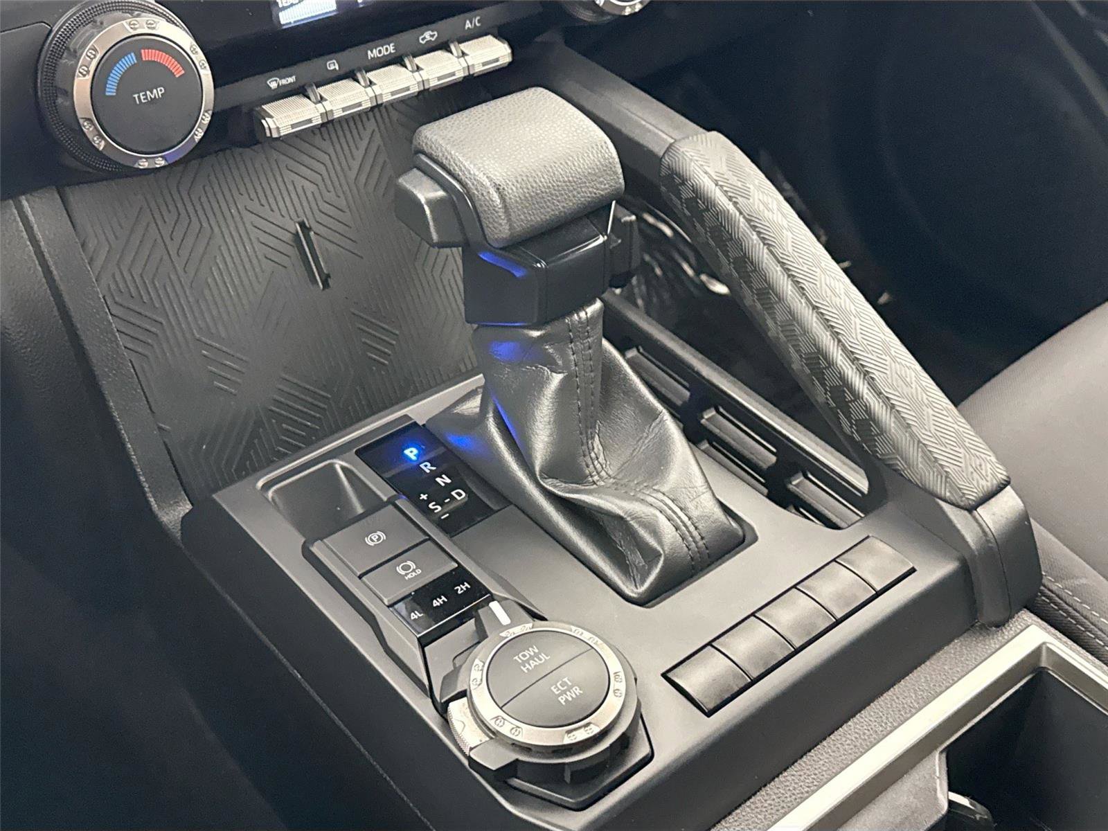 Certified 2024 Toyota Tacoma SR5 image 25