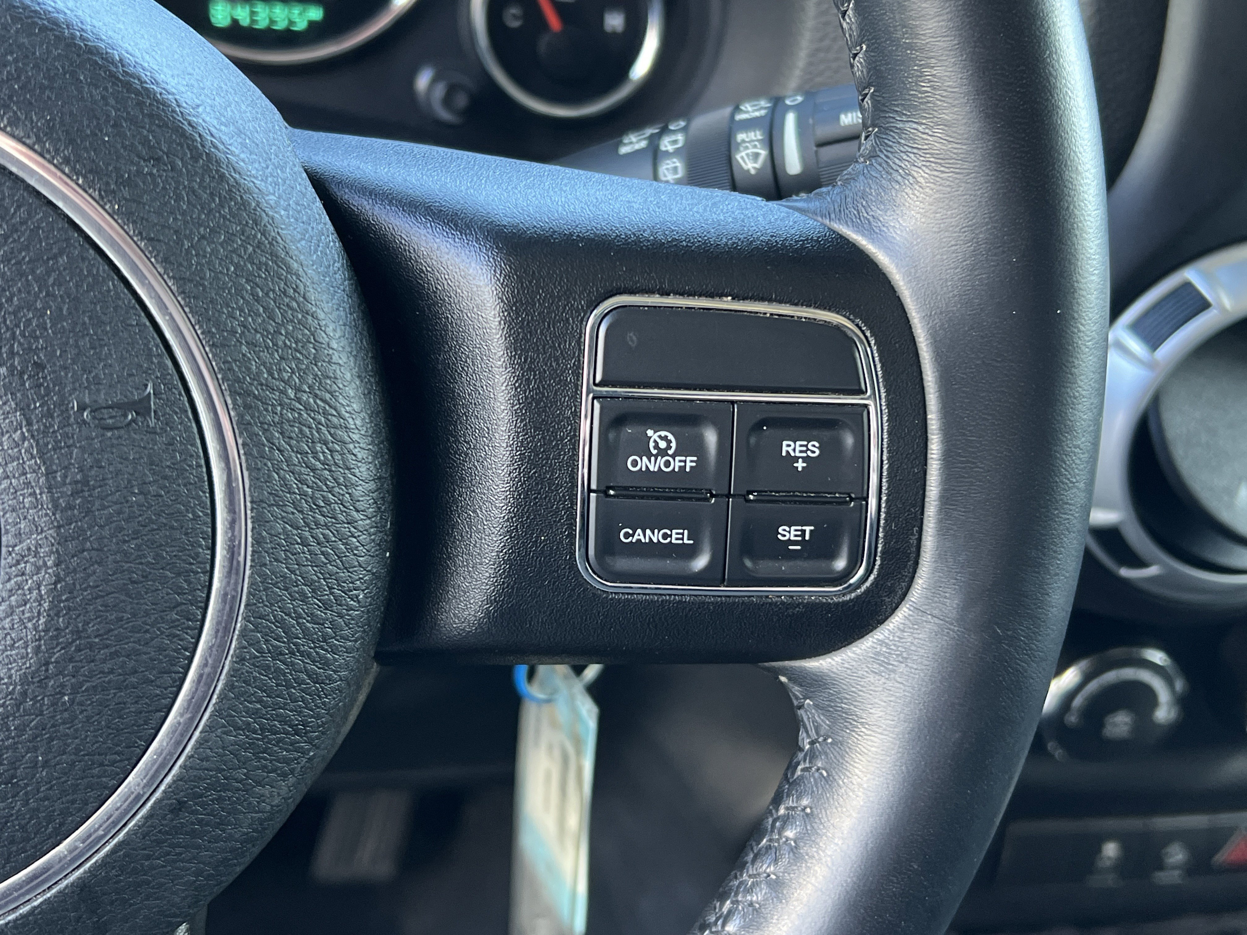 Used 2016 Jeep Wrangler Unlimited Rubicon w/ Connectivity Group image 8