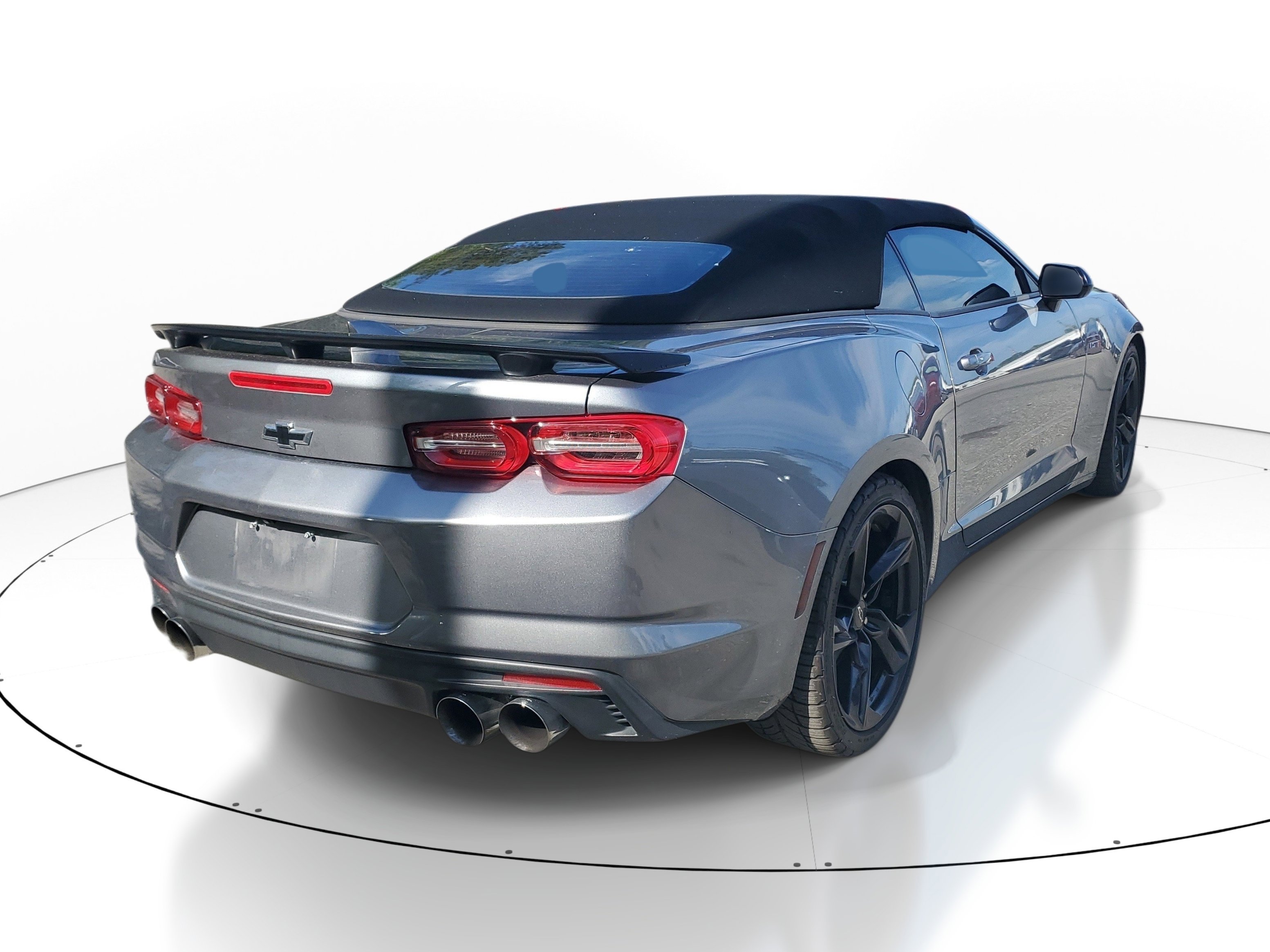 Used 2020 Chevrolet Camaro LT RWD image 6