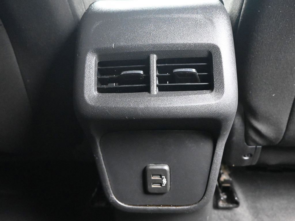Used 2020 Chevrolet Equinox LT FWD image 16