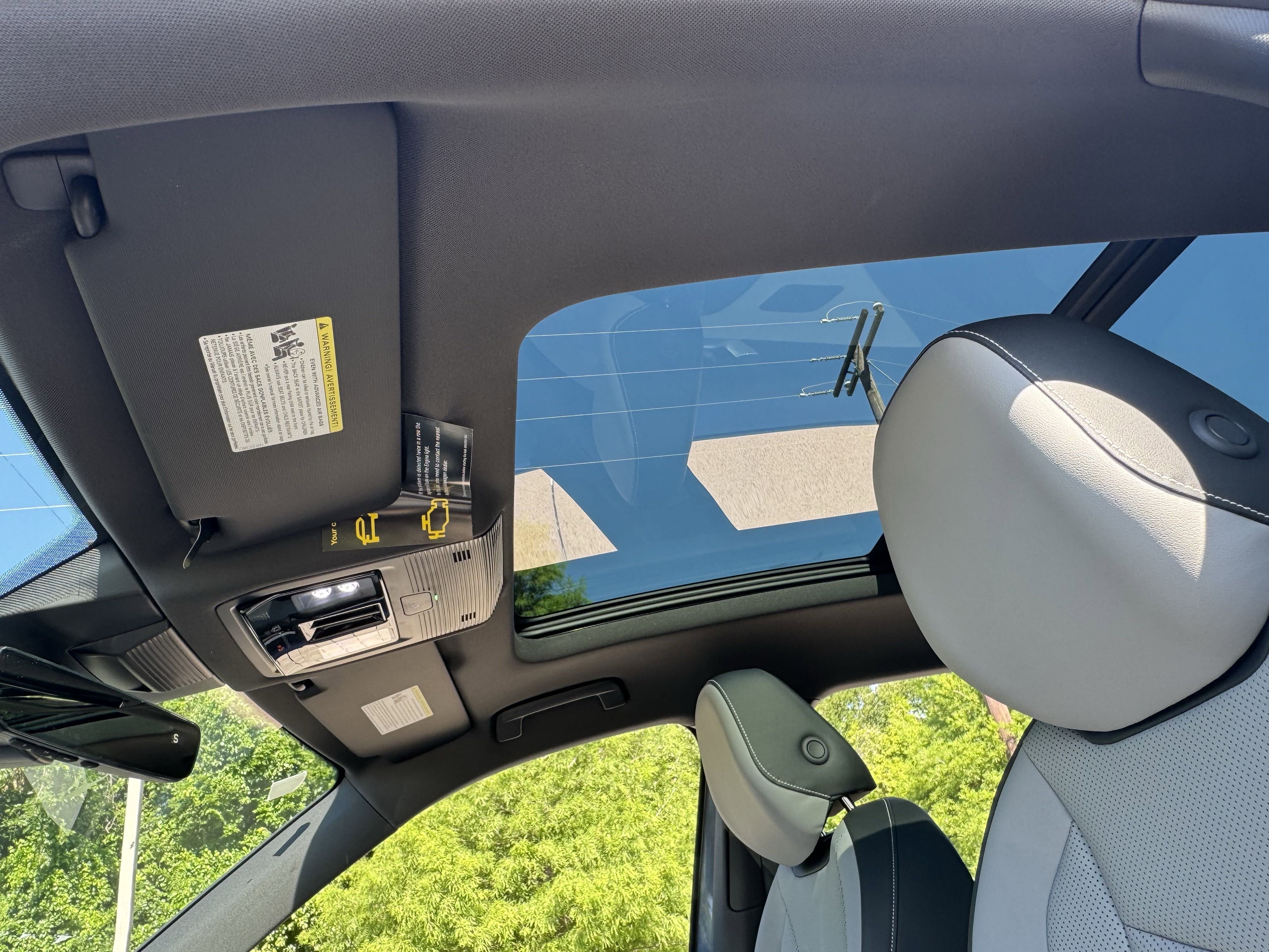 Certified 2026 Volkswagen Tiguan SE R-Line FWD image 44