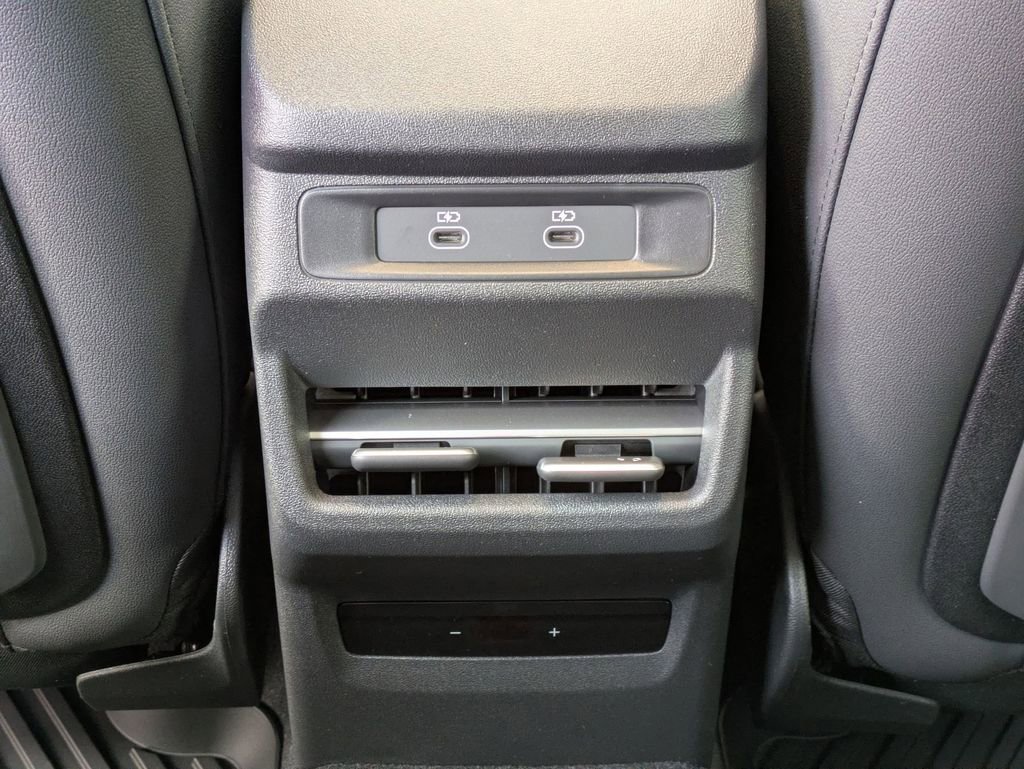 New 2026 Audi Q3 quattro 2.0T image 17