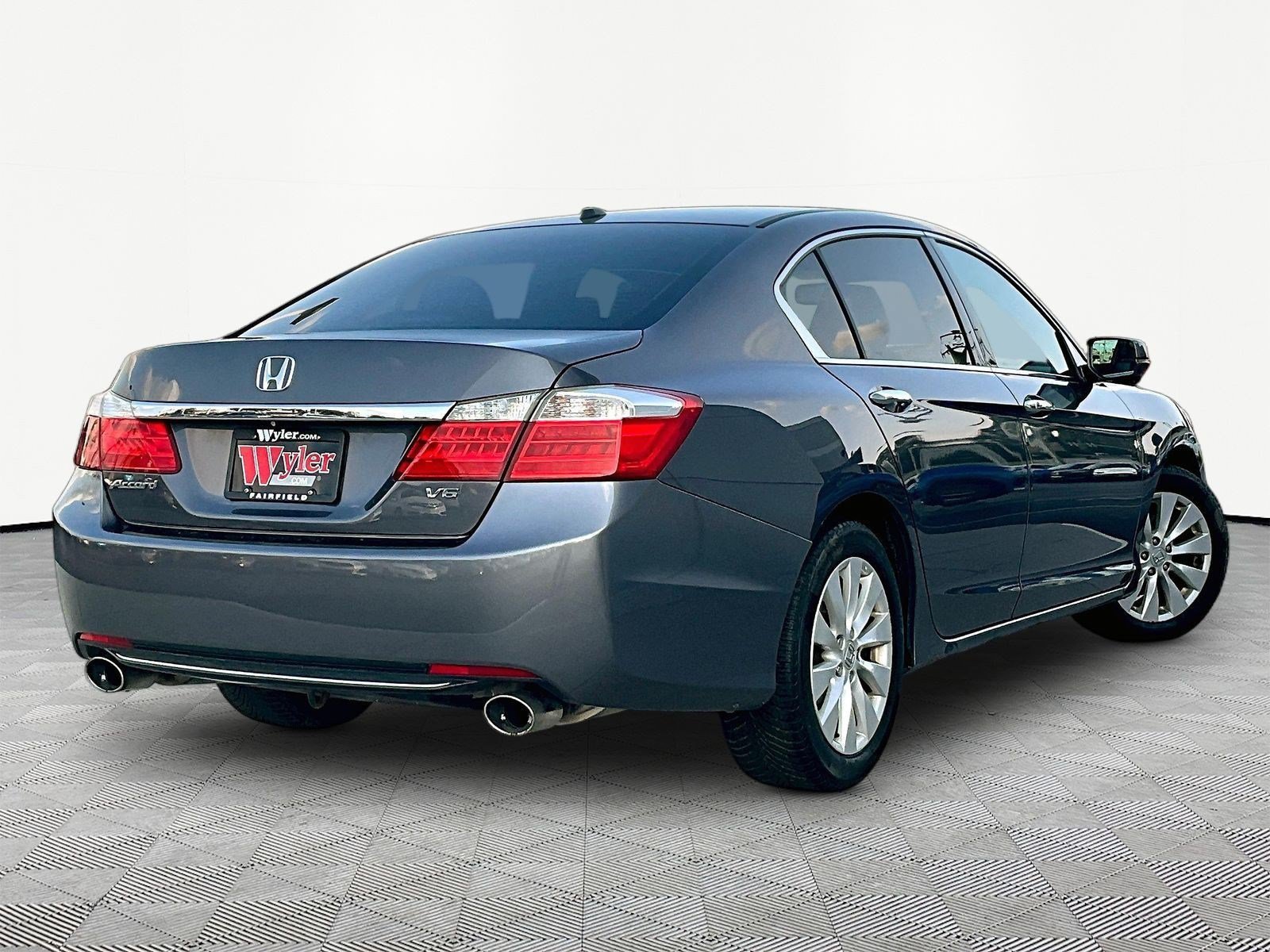 Used 2015 Honda Accord EX-L image 6