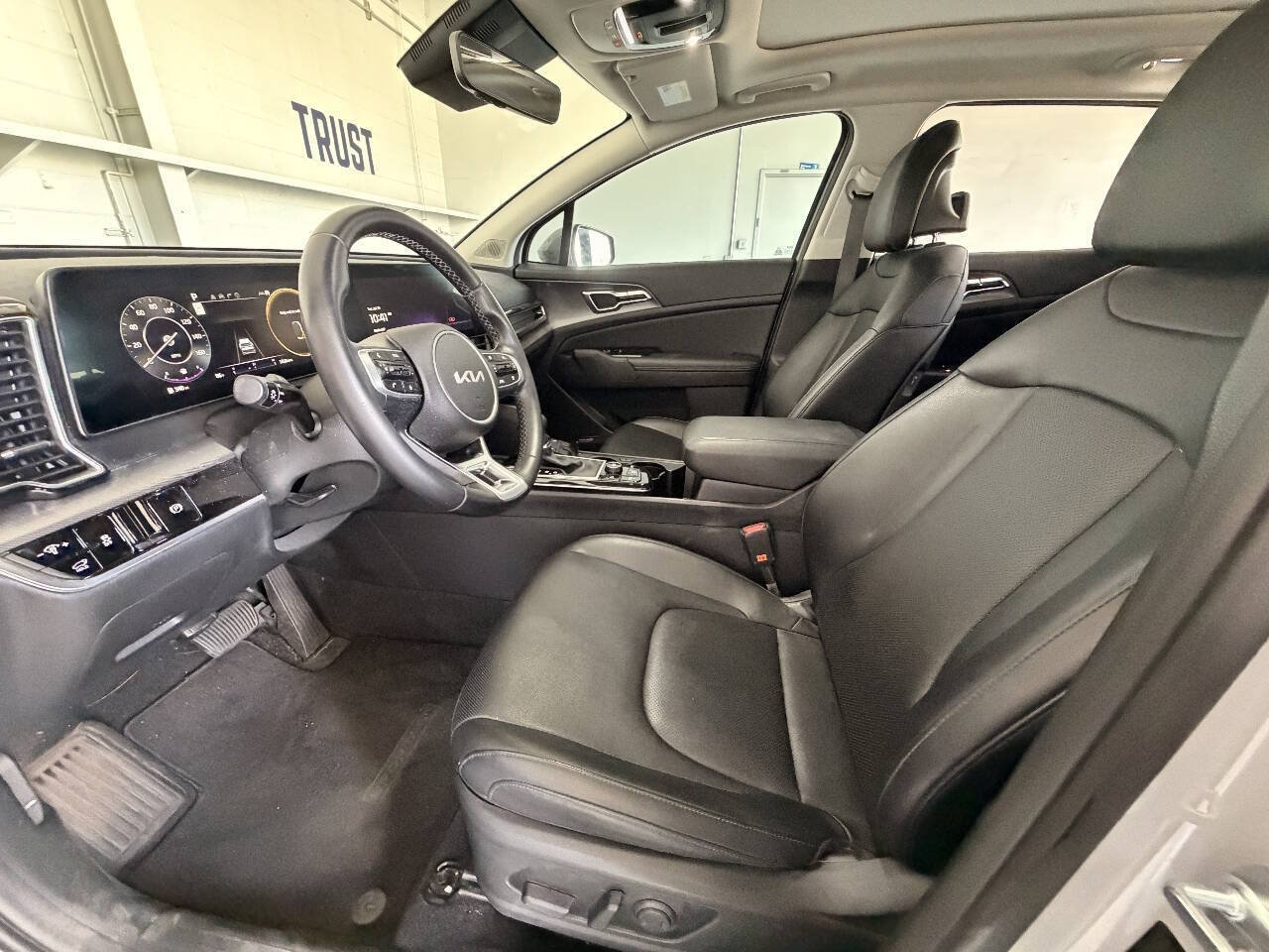 Used 2023 Kia Sportage SX FWD image 17