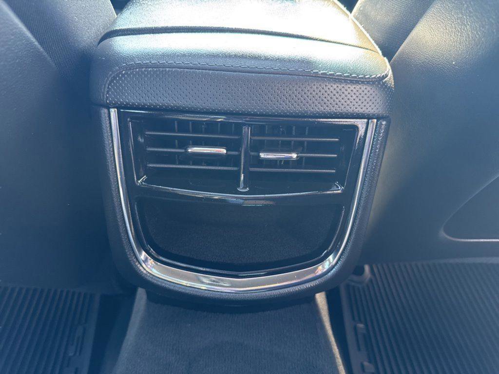 Used 2017 Cadillac CTS Luxury image 32