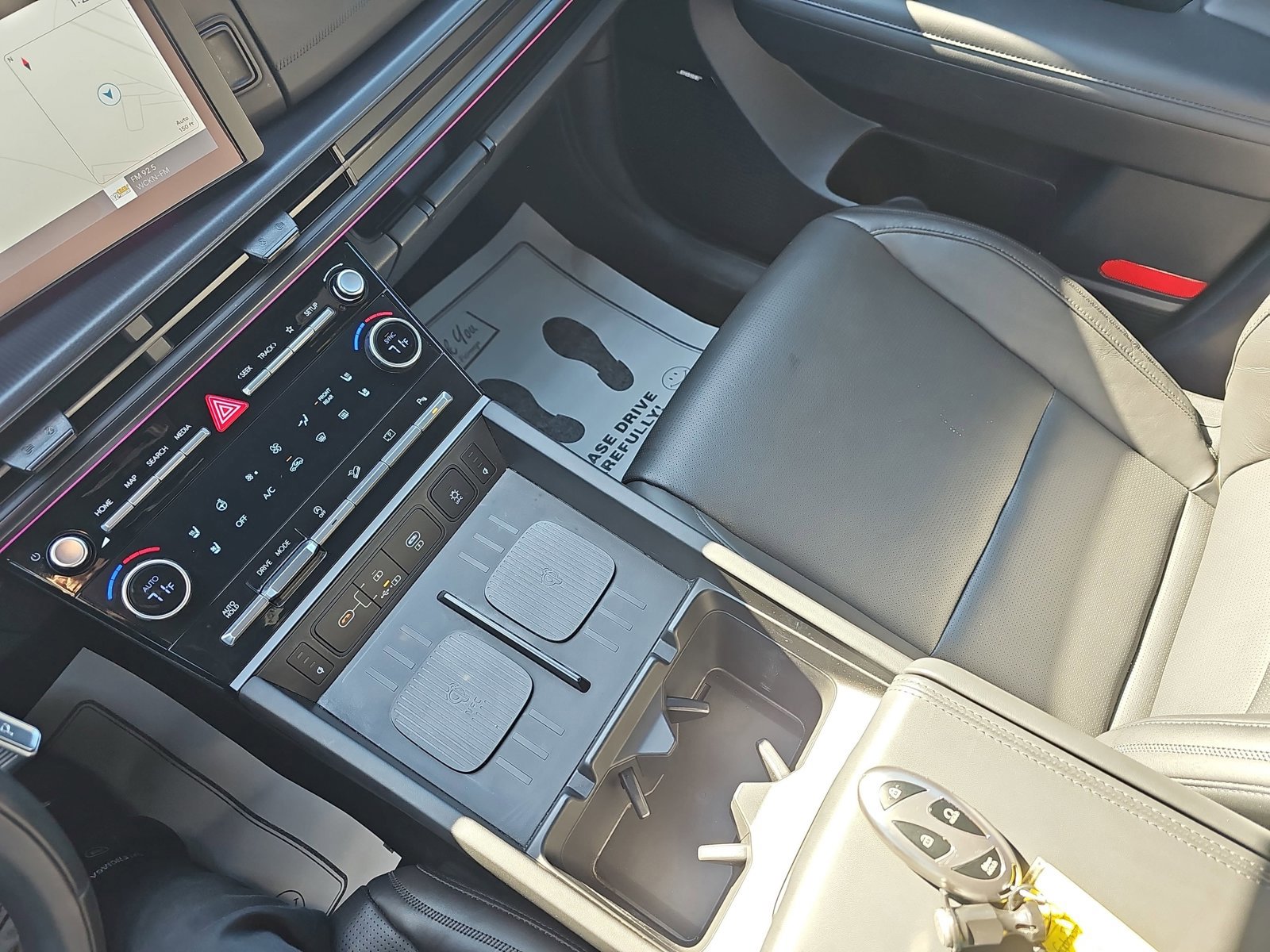 Used 2024 Hyundai Santa Fe Calligraphy image 27