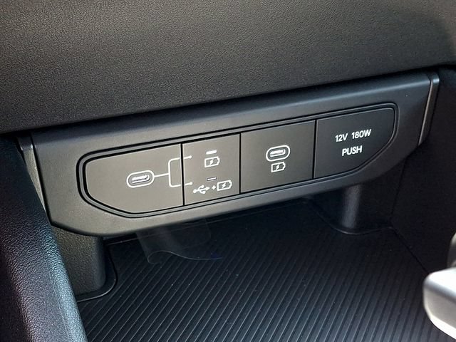 New 2026 Kia K4 FWD image 16