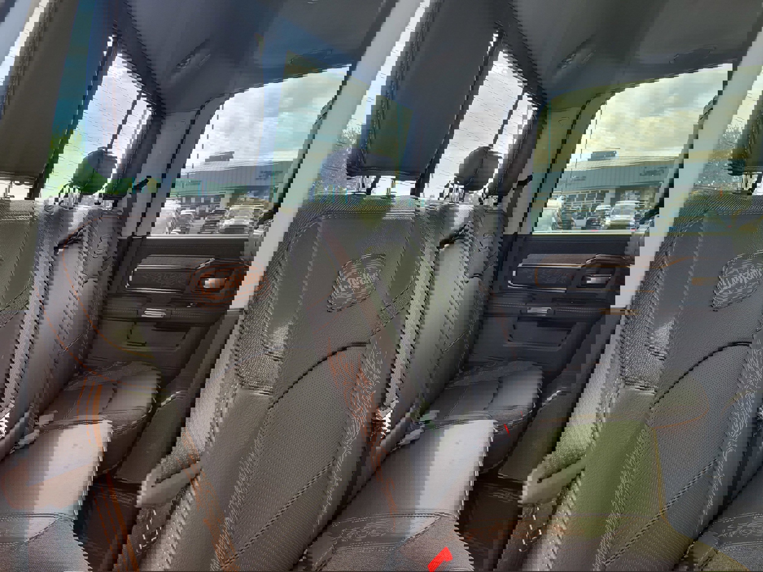 New 2026 RAM 2500 Limited image 17