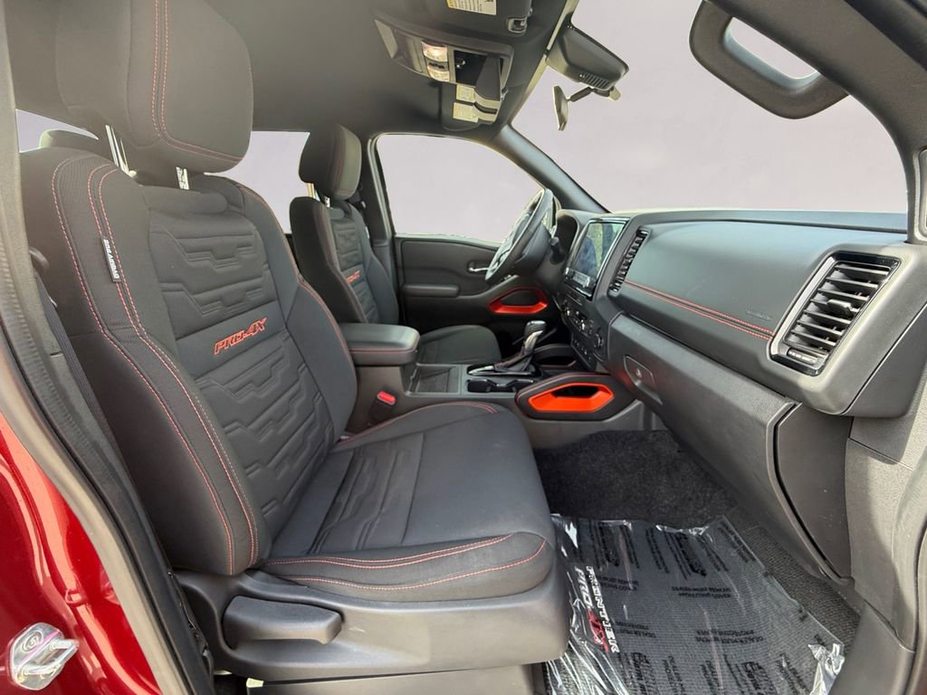 Used 2024 Nissan Frontier PRO-4X w/ Pro Convenience Package image 17