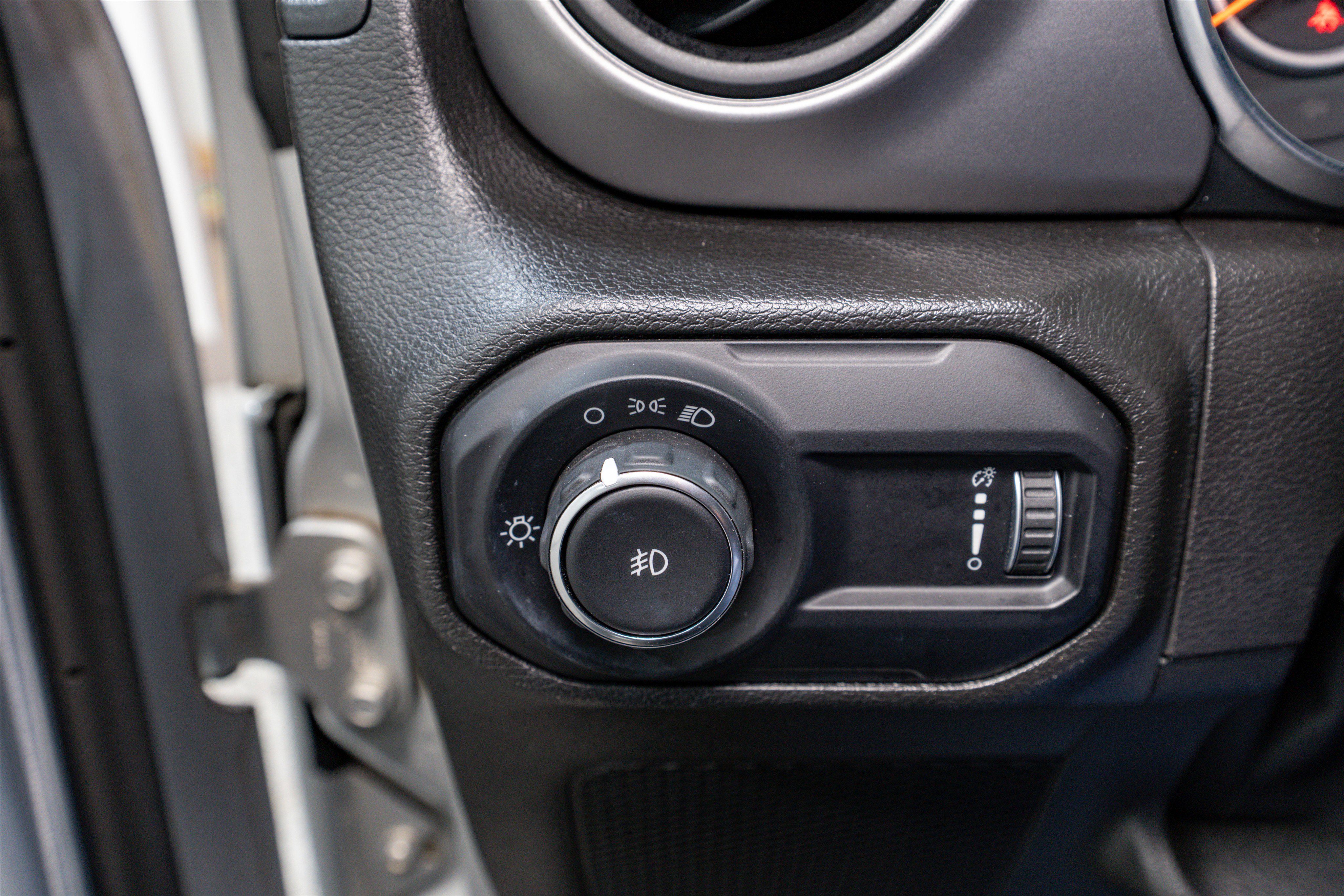 Used 2023 Jeep Wrangler Unlimited Sport w/ Xtreme 35 Tire Package image 27