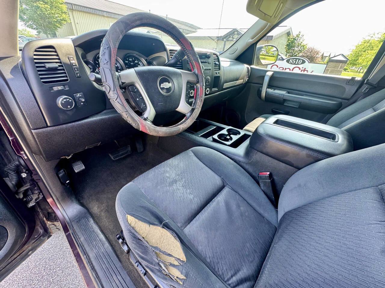 Used 2008 Chevrolet Silverado 2500 LT w/ 2LT Convenience Package image 11