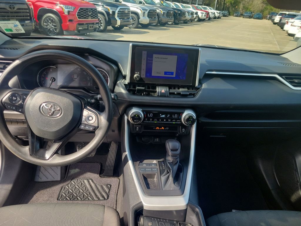 Certified 2023 Toyota RAV4 XLE w/ Convenience Package image 18