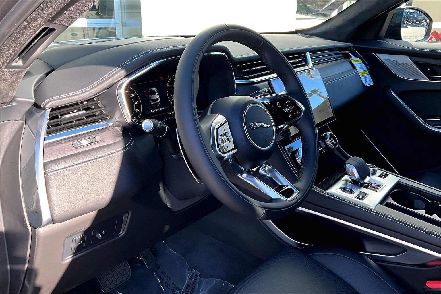 New 2026 Jaguar F-PACE R-Dynamic S AWD/4WD image 6