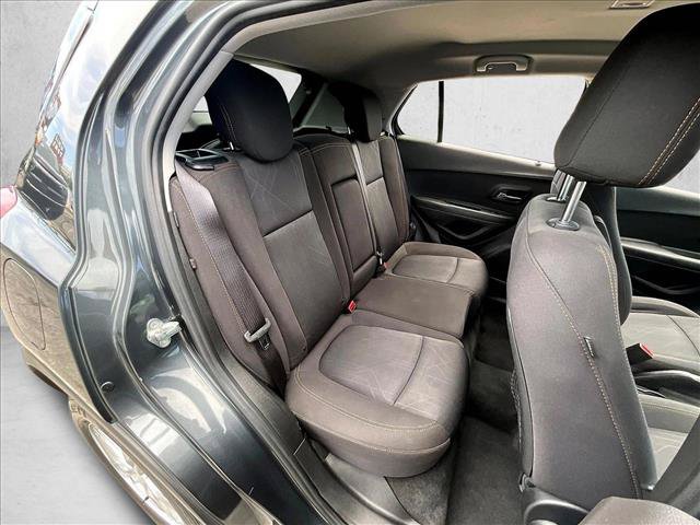 Used 2018 Chevrolet Trax LT FWD image 28