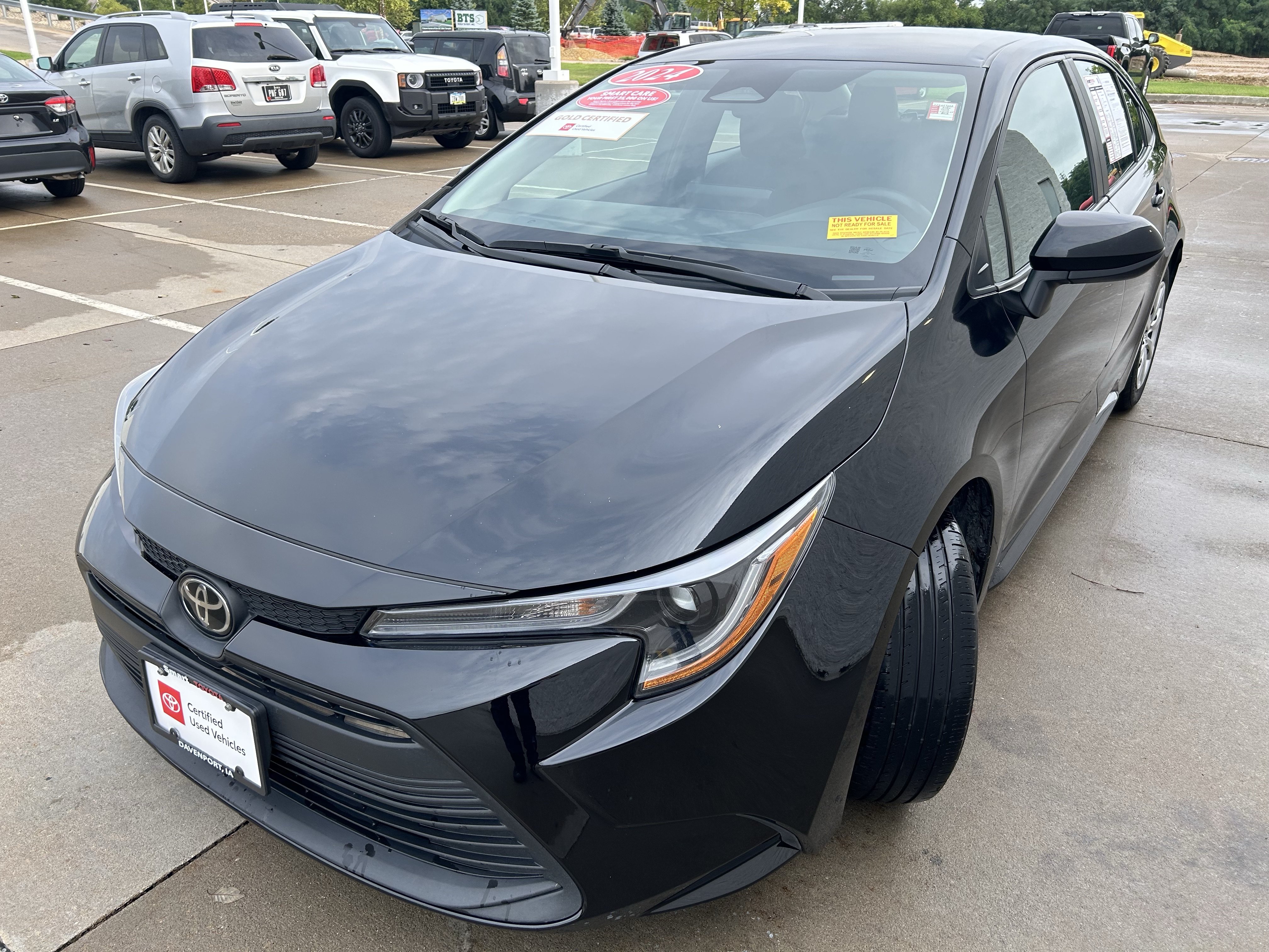 Certified 2024 Toyota Corolla LE FWD image 3
