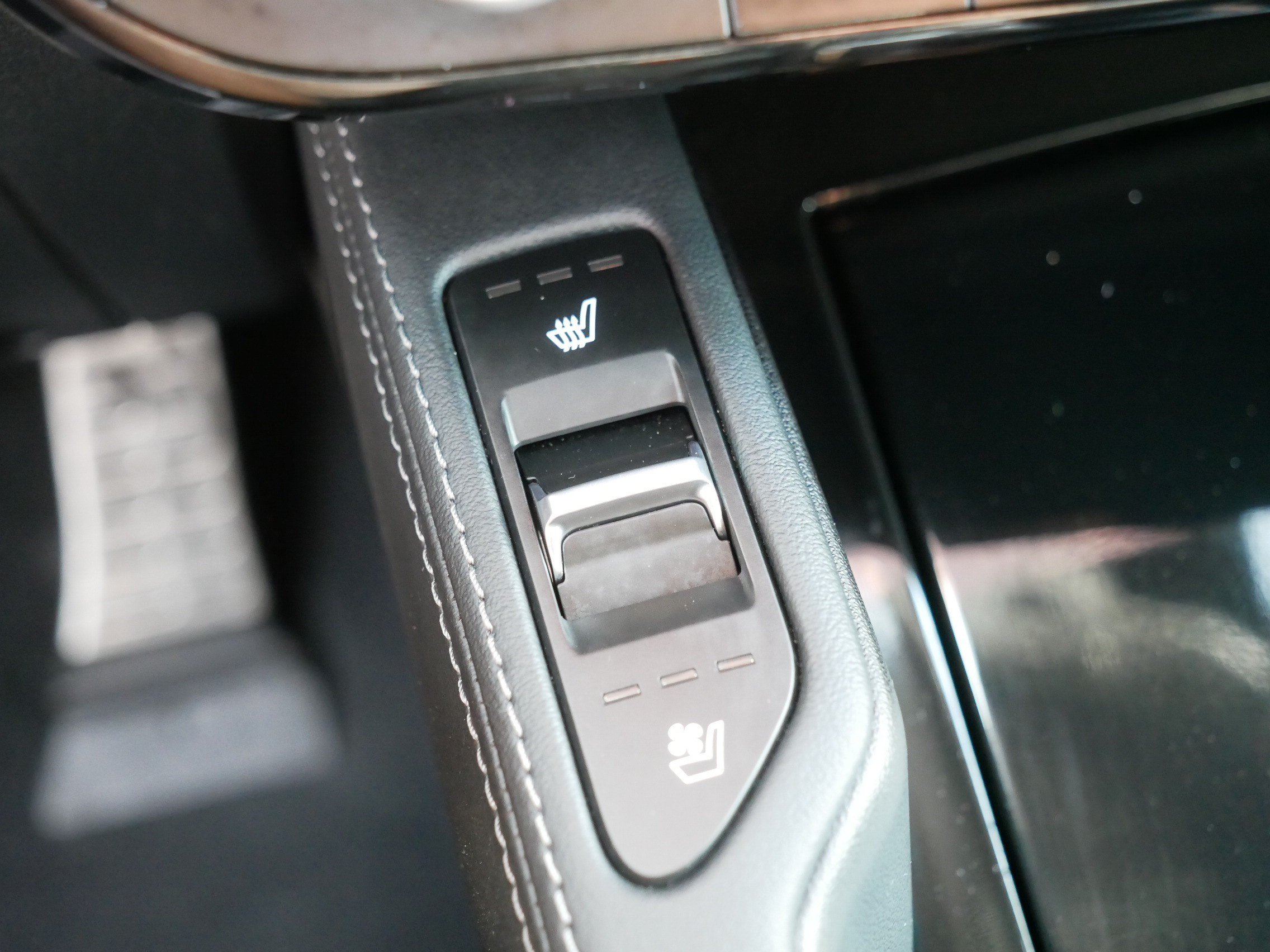 Certified 2025 Kia Telluride SX Prestige X-Line AWD/4WD image 33