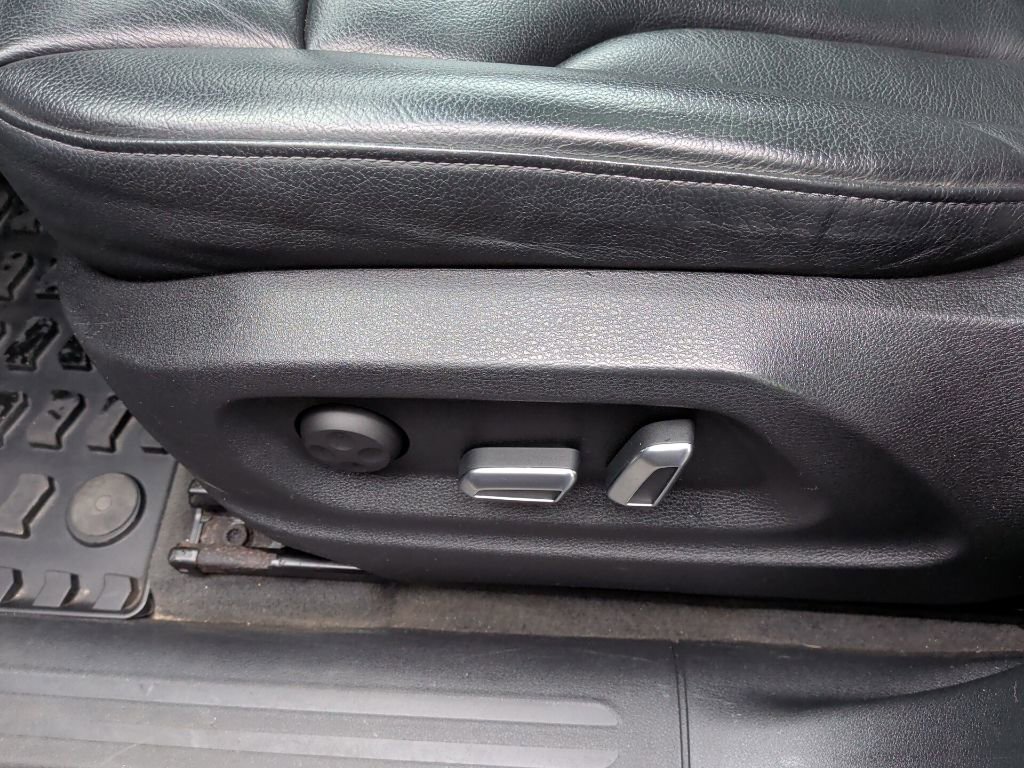 Used 2016 Audi Q5 2.0T Premium Plus w/ Technology Package image 13