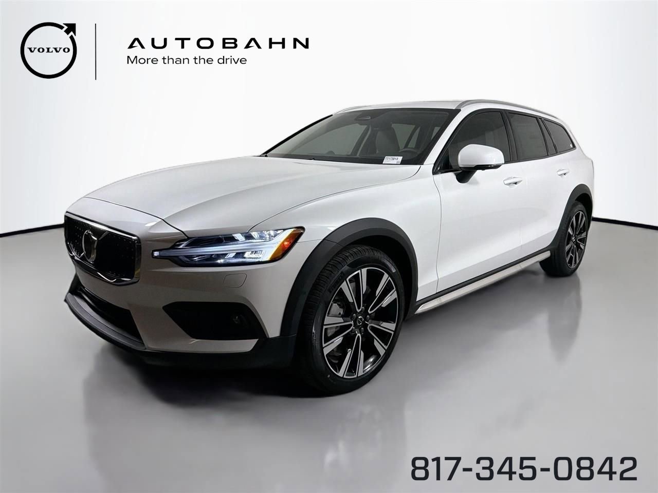 New 2026 Volvo V60 B5 Cross Country Ultra w/ Protection Package Premier