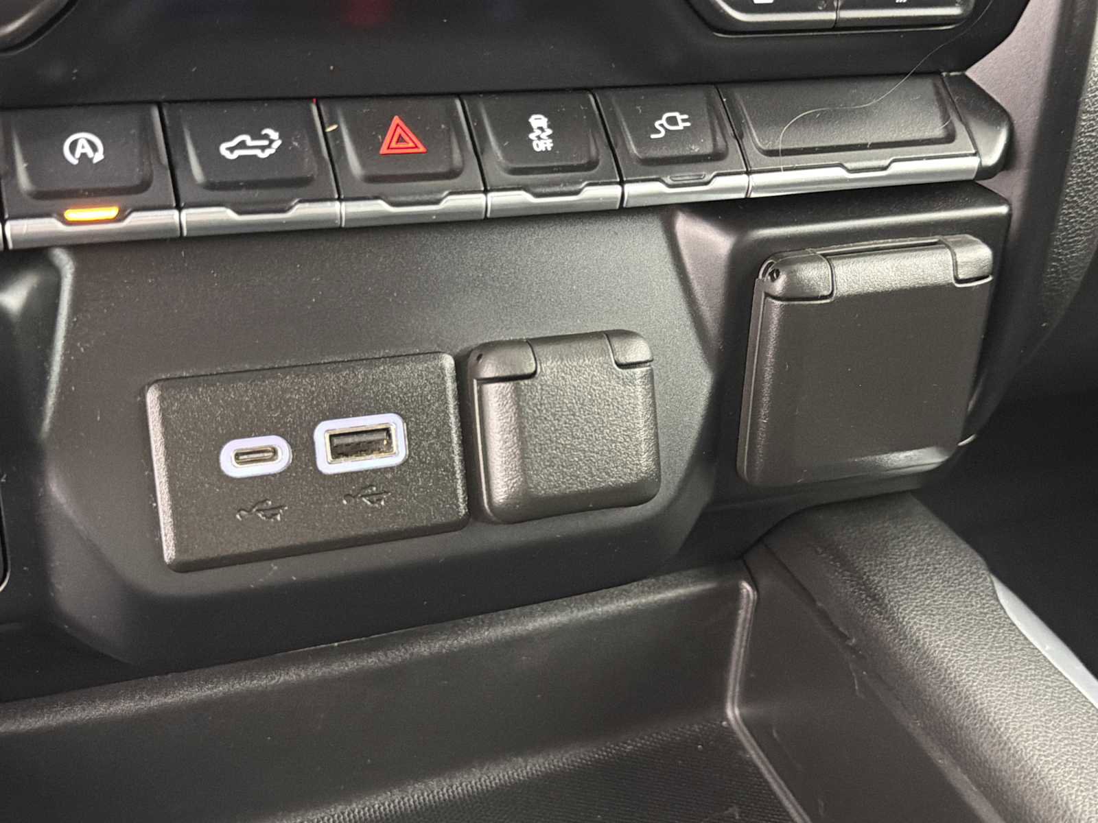 Used 2021 Chevrolet Silverado 1500 LT Trail Boss w/ Convenience Package II image 29