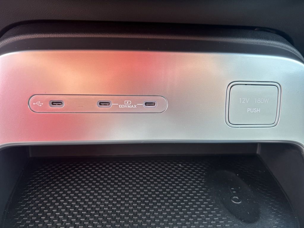 New 2026 Hyundai Ioniq 9 Calligraphy image 15