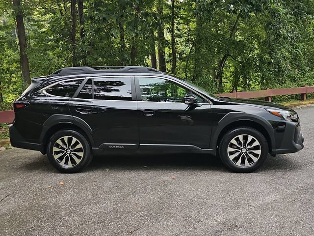 Certified 2024 Subaru Outback Limited AWD/4WD image 2