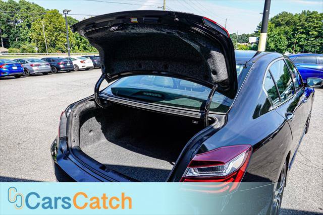 Used 2017 Honda Accord Sport image 36