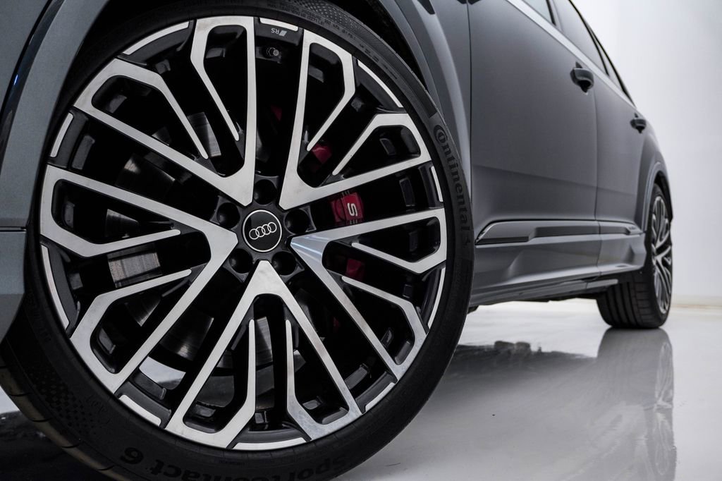Used 2025 Audi SQ7 Prestige image 5