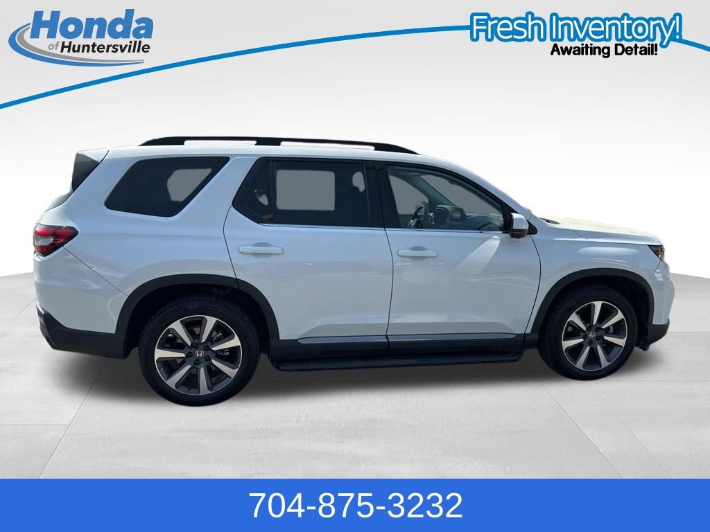 Used 2024 Honda Pilot Elite image 9