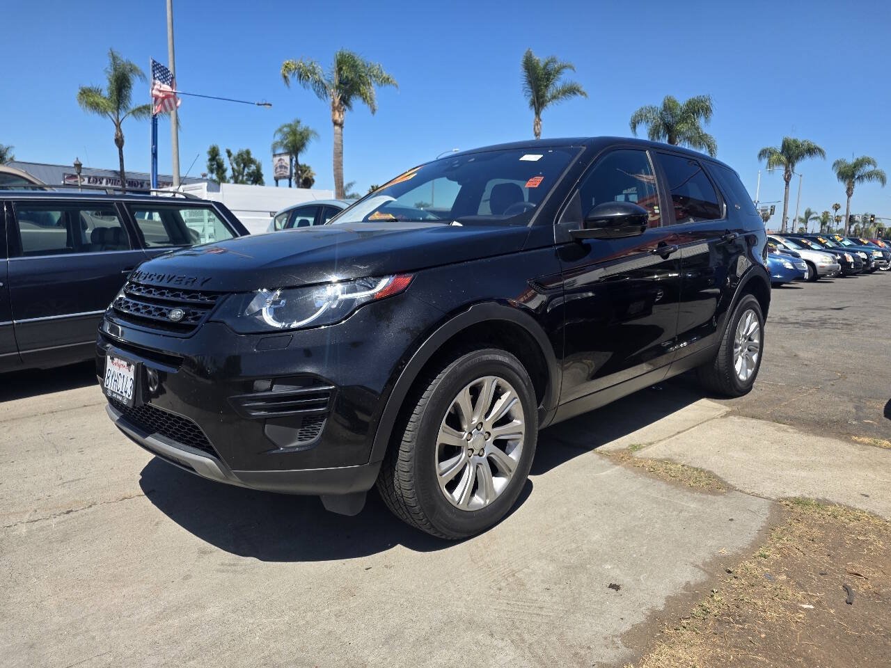 Used 2019 Land Rover Discovery Sport SE AWD/4WD image 4