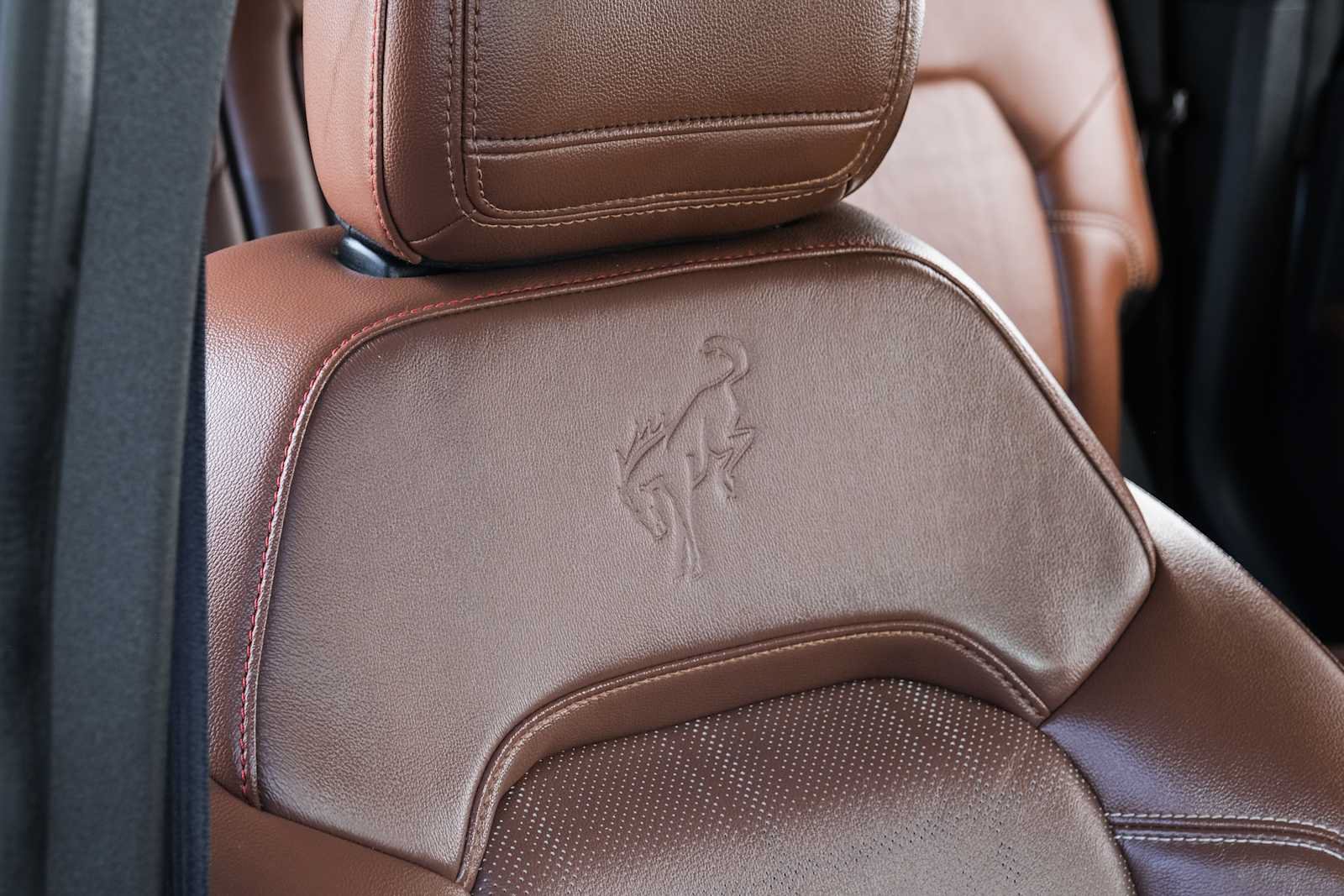 Used 2023 Ford Bronco Heritage Edition AWD/4WD image 28