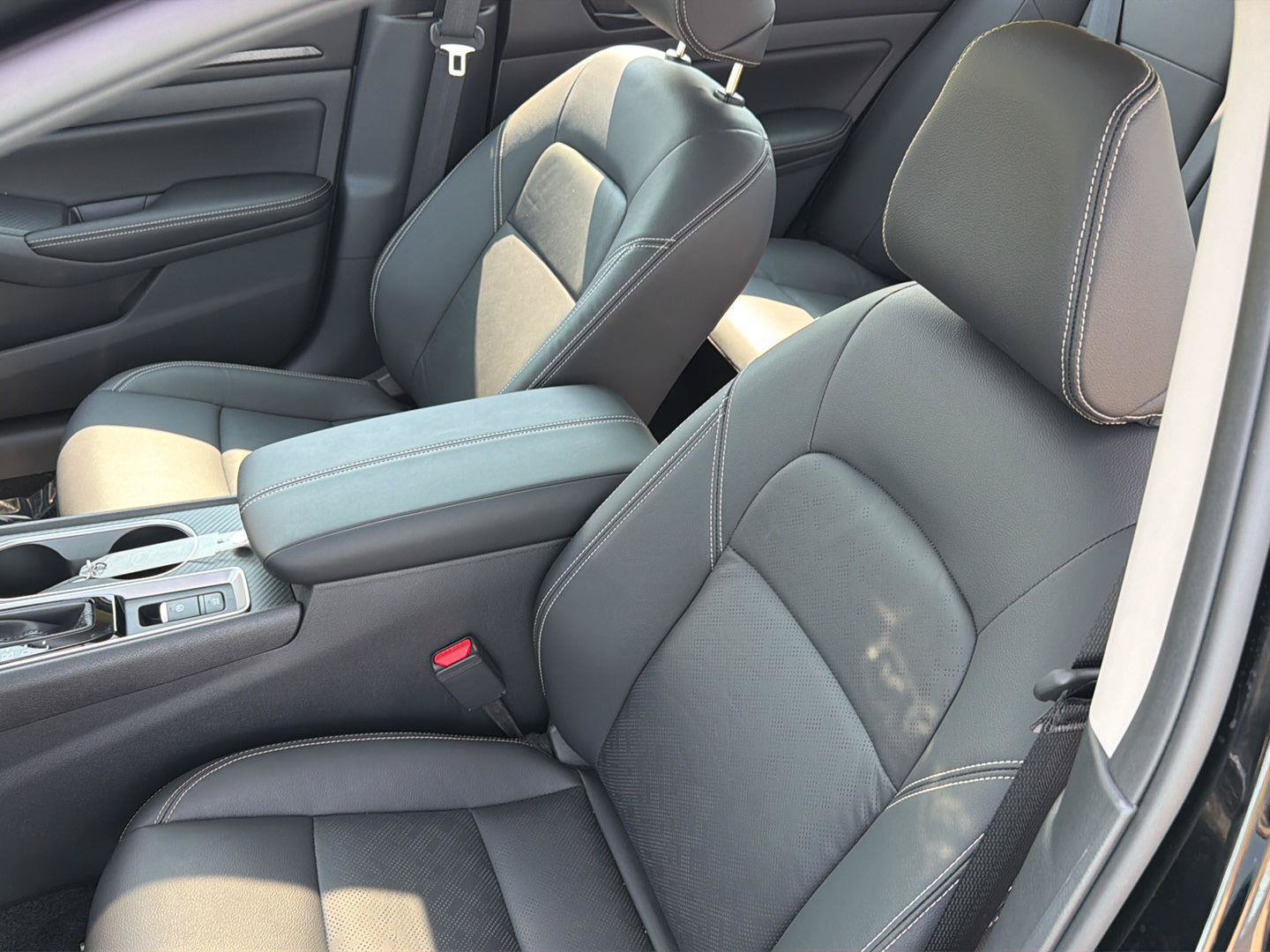 New 2026 Nissan Altima 2.5 SV w/ SV Premium Package FWD image 30