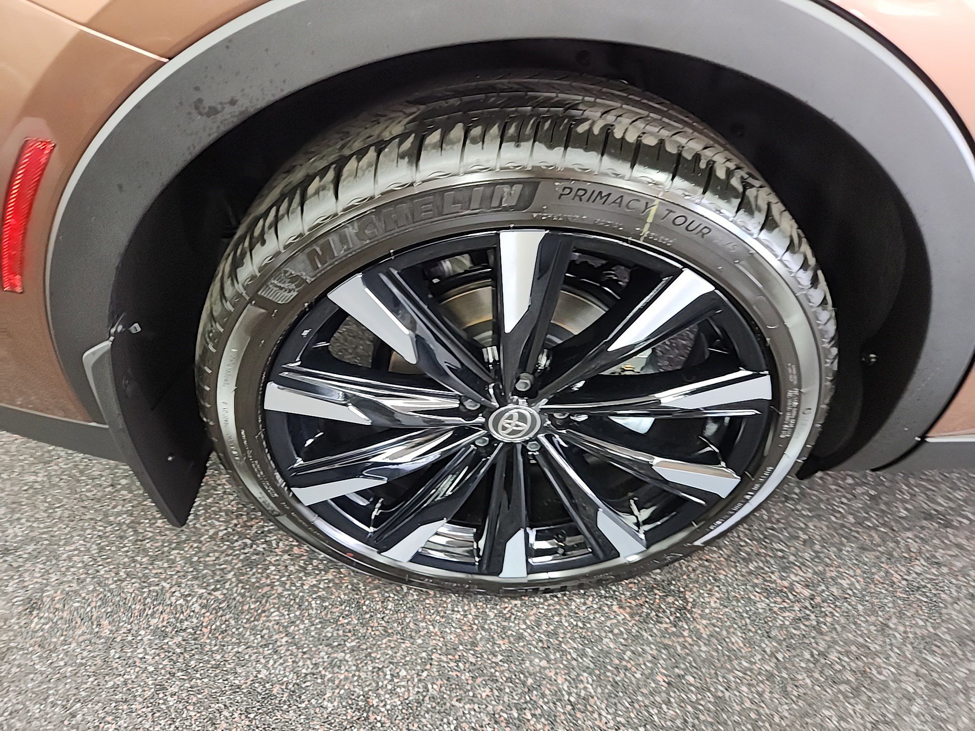 New 2026 Toyota Crown Platinum AWD/4WD image 28