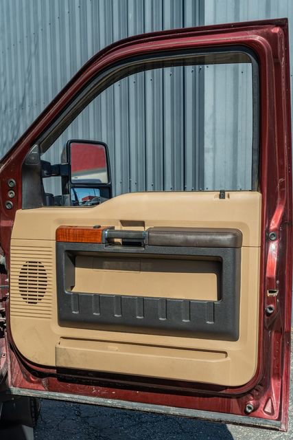 Used 2016 Ford F450 King Ranch w/ King Ranch w/Chrome Package image 43