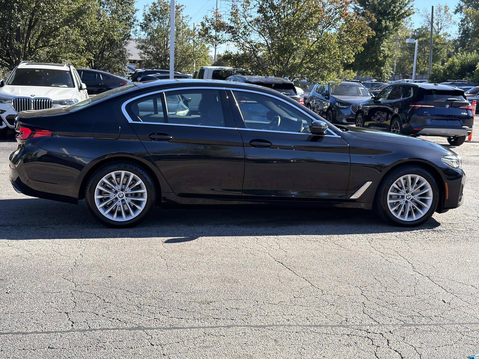 Certified 2023 BMW 530i xDrive w/ Premium Package AWD/4WD image 8