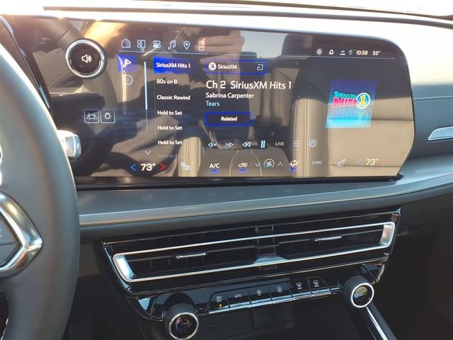 New 2026 Chevrolet Traverse LT w/ Sun and Wheel Package image 13