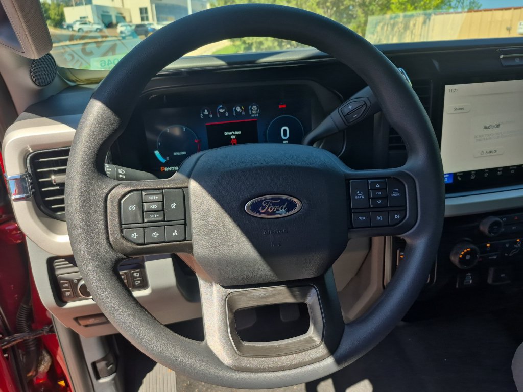 New 2026 Ford F350 XLT w/ XLT Premium Package AWD/4WD image 15