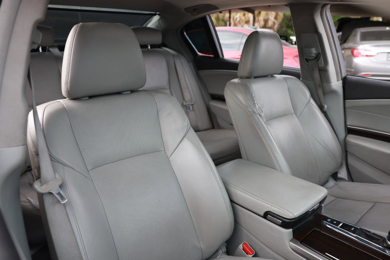 Used 2017 Acura RLX w/ Advance Package image 18