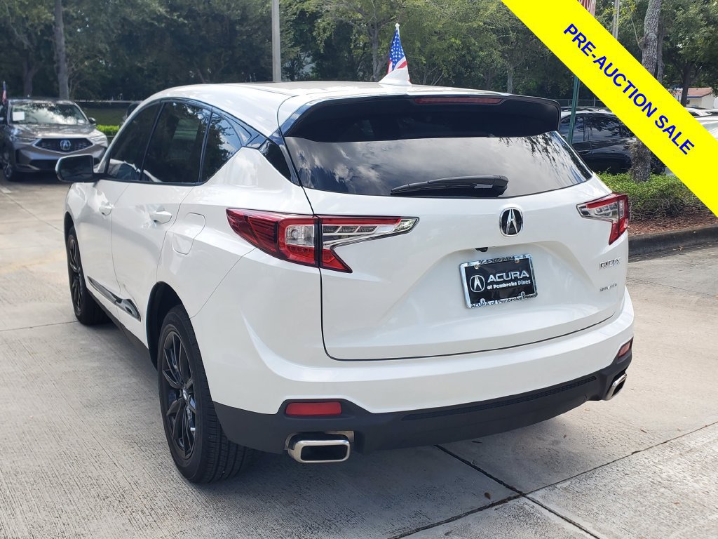 Used 2025 Acura RDX SH-AWD image 5