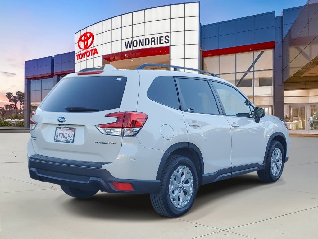 Used 2021 Subaru Forester AWD/4WD image 6