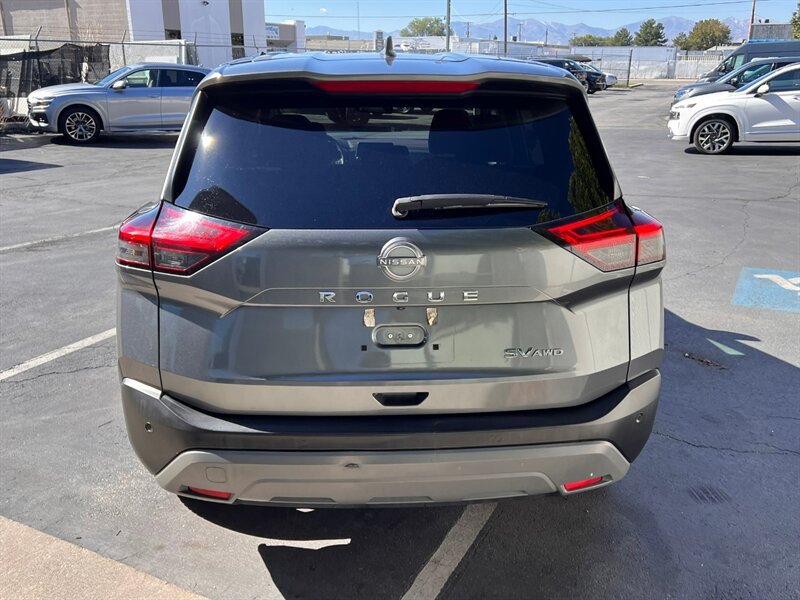 Used 2023 Nissan Rogue SV AWD/4WD image 6