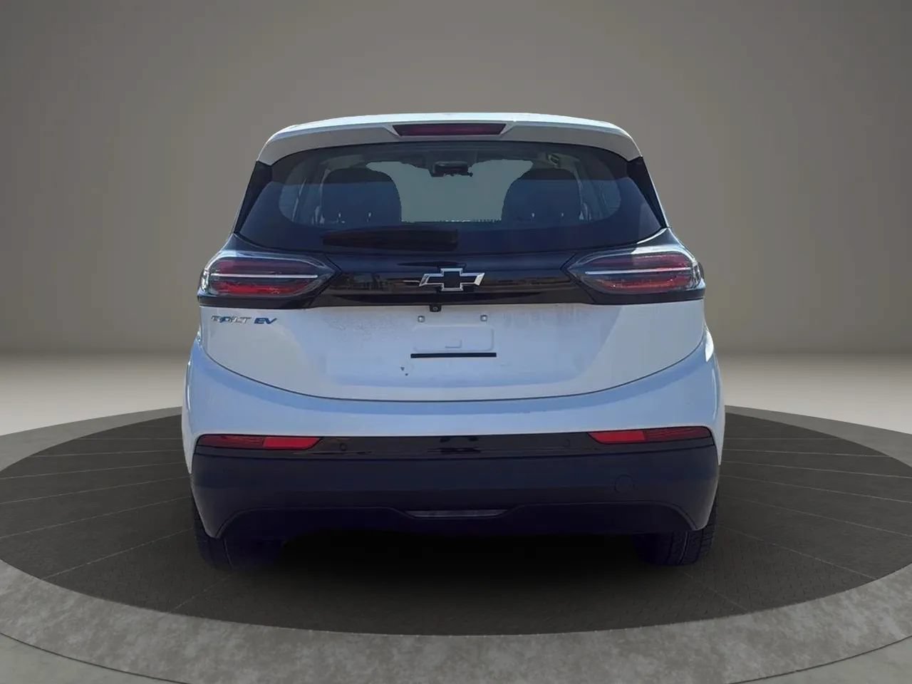Used 2023 Chevrolet Bolt LT FWD image 5