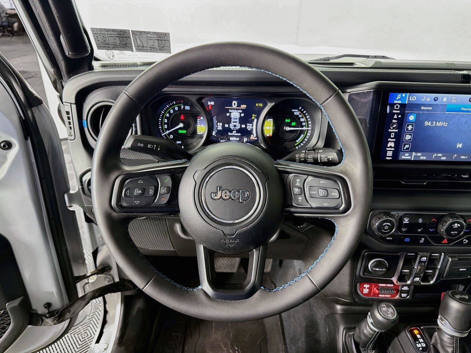 Used 2024 Jeep Wrangler Unlimited Rubicon 4xe AWD/4WD image 3